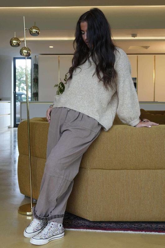  Mercer Soft Twill Barrel Leg Pant Mocha Mousse 